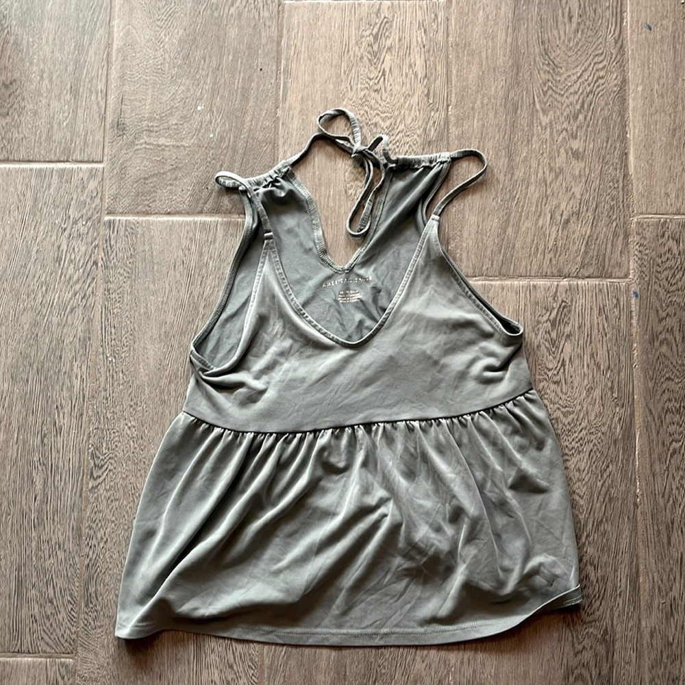 American Eagle teal flowy cropped shirt
